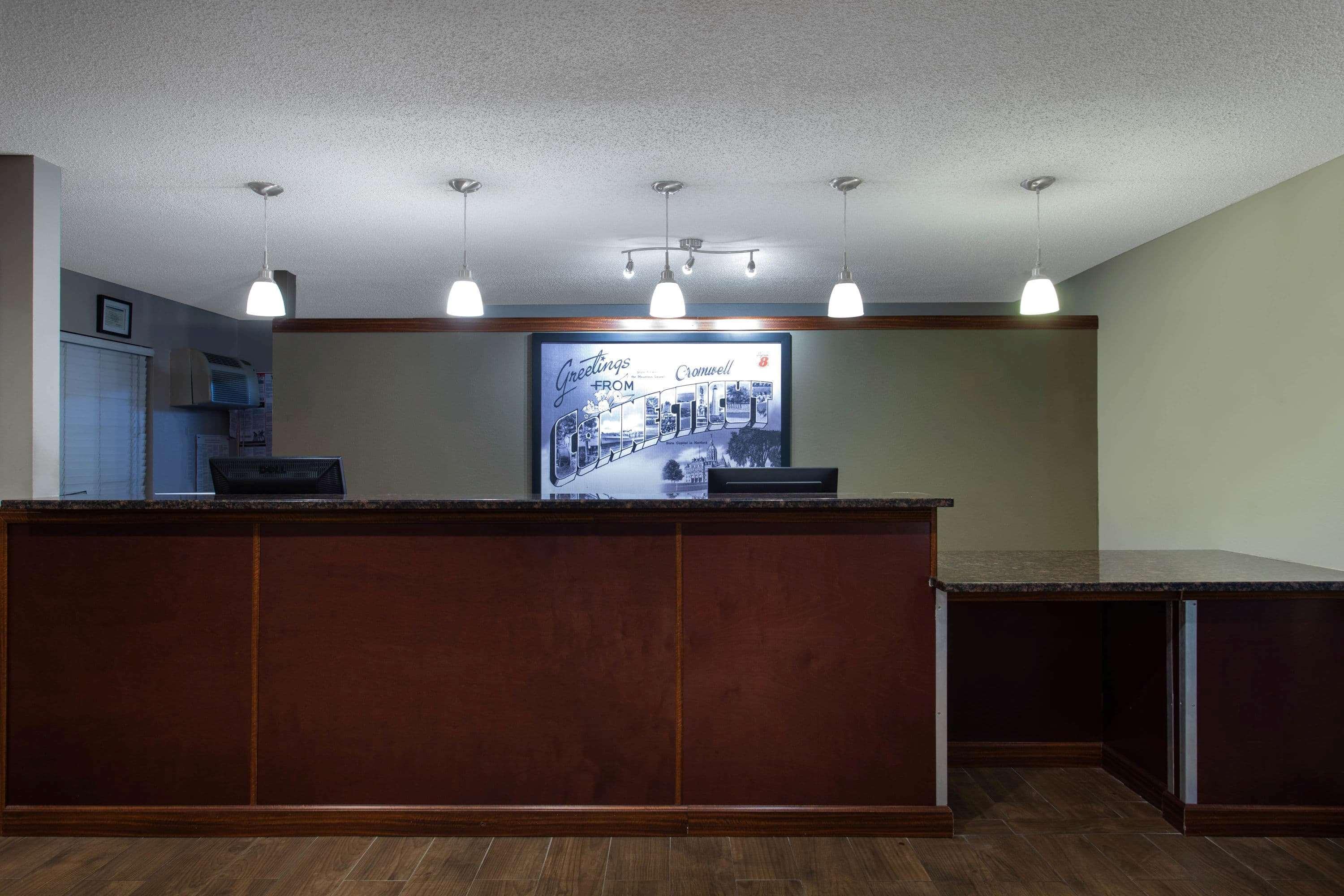Super 8 By Wyndham Cromwell/Middletown Hotel Exterior foto